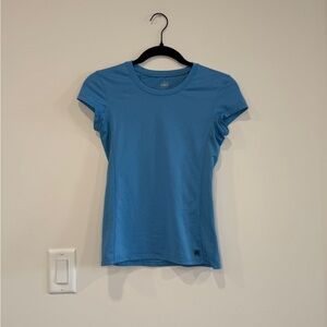 ALO Yoga Fitted Blue Cap Sleeve T-Shirt